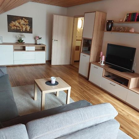 ואלדאכטל Moderne Ferienwohnung - Neu Renoviert - Ruhige Lage מראה חיצוני תמונה