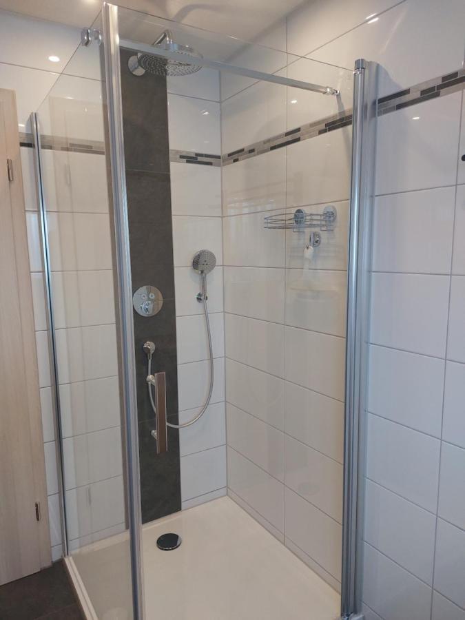 ואלדאכטל Moderne Ferienwohnung - Neu Renoviert - Ruhige Lage מראה חיצוני תמונה