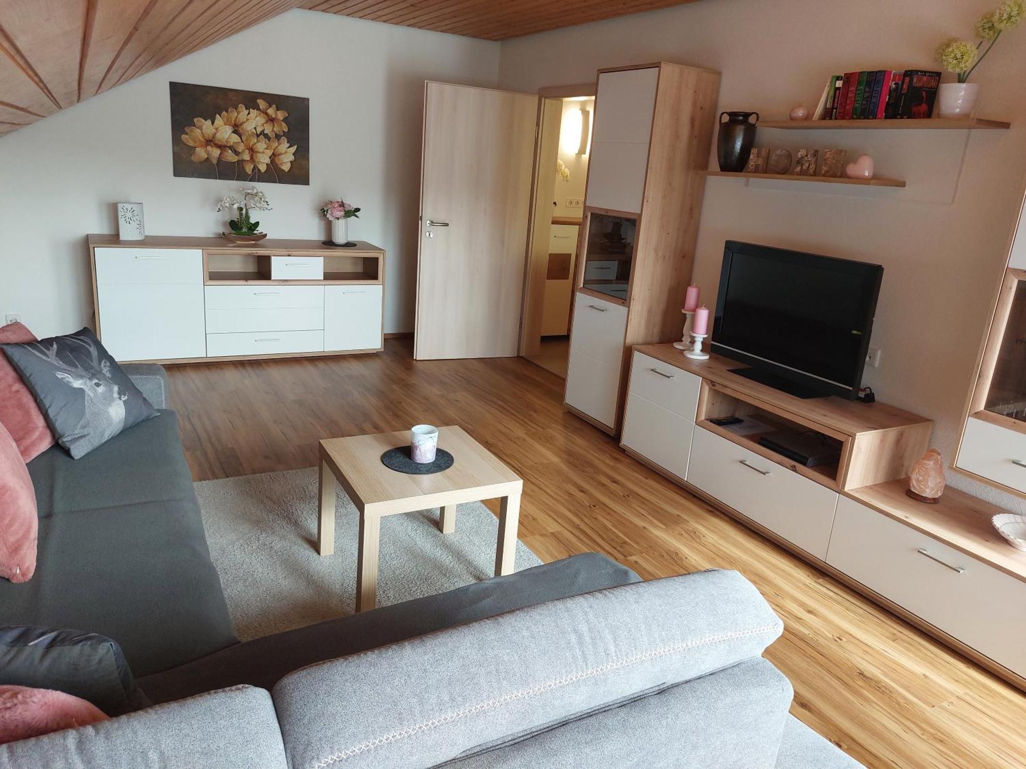 ואלדאכטל Moderne Ferienwohnung - Neu Renoviert - Ruhige Lage מראה חיצוני תמונה